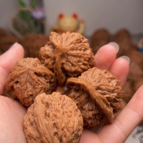 吊坠文玩核桃阵**风俩核桃不退换