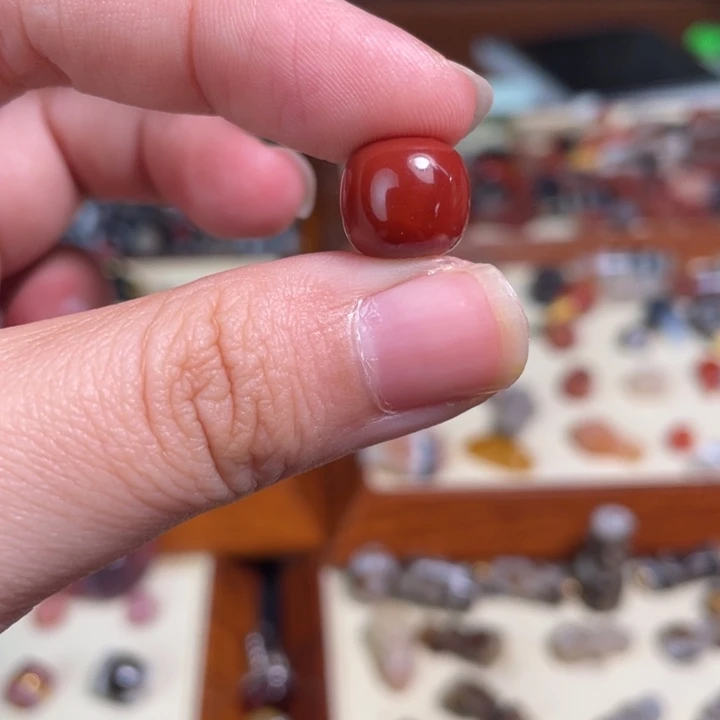 南红玛瑙未镶嵌颈饰39