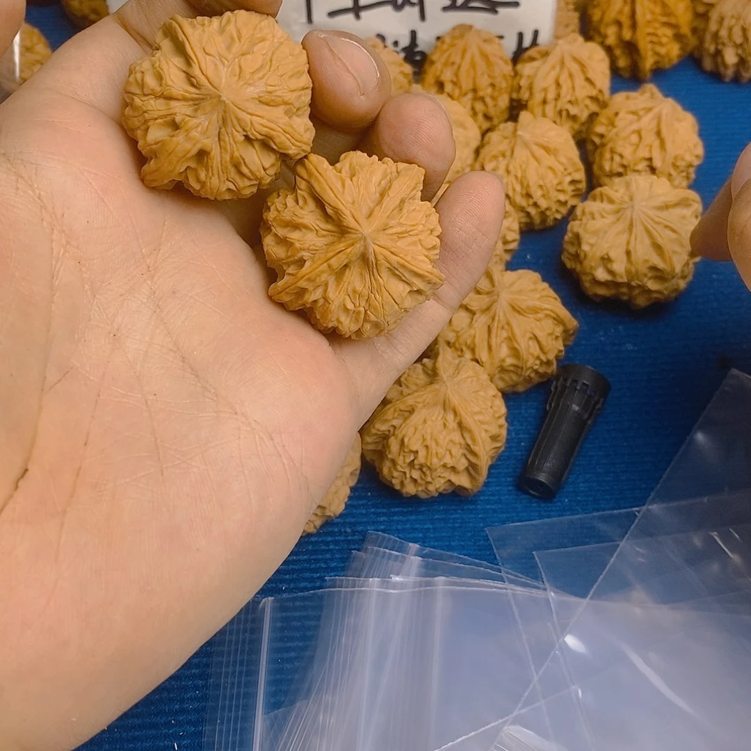 ও***地核桃手串/手链不三不四
