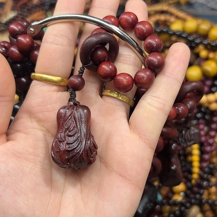 维腊木（绿檀）无事牌