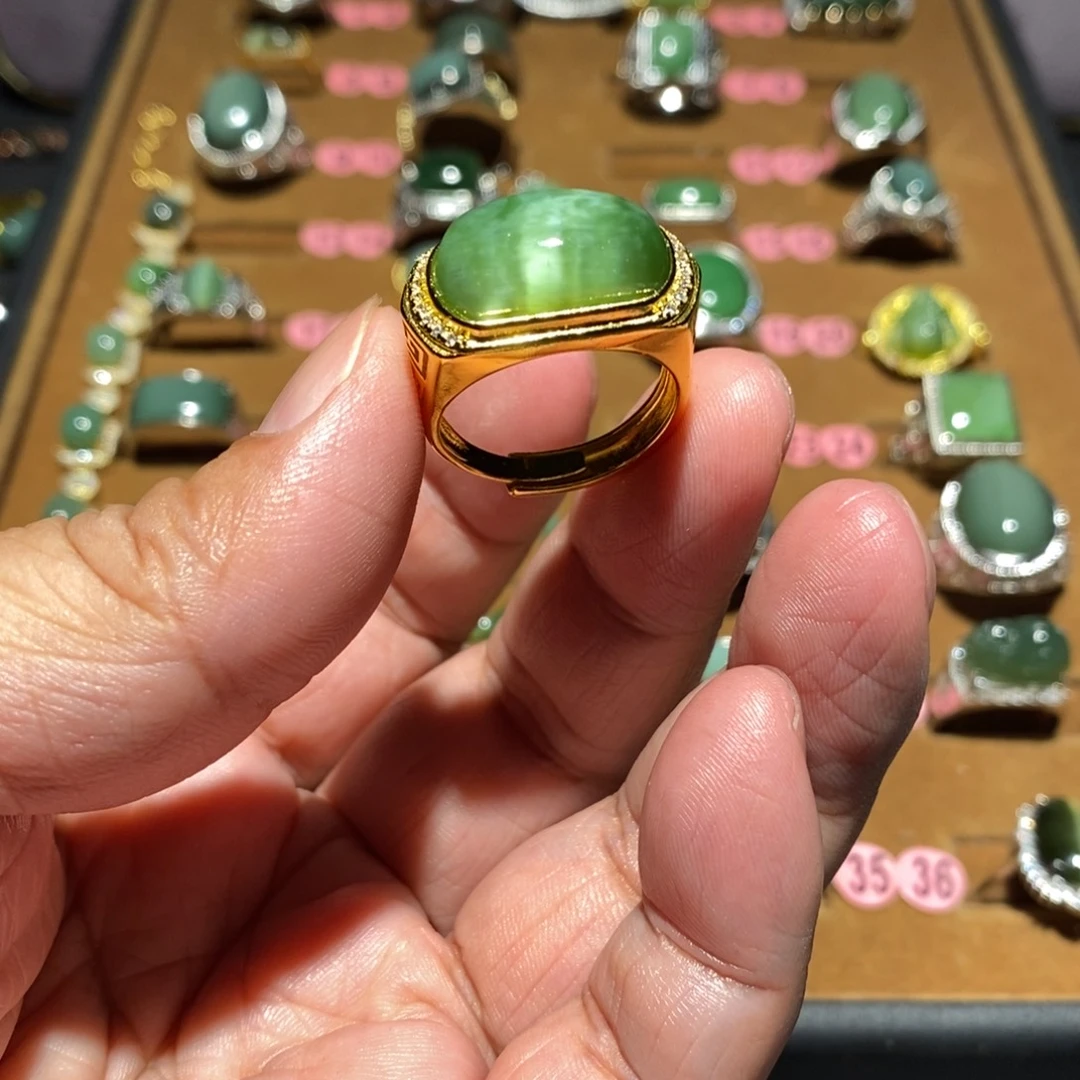 和田玉未镶嵌戒指