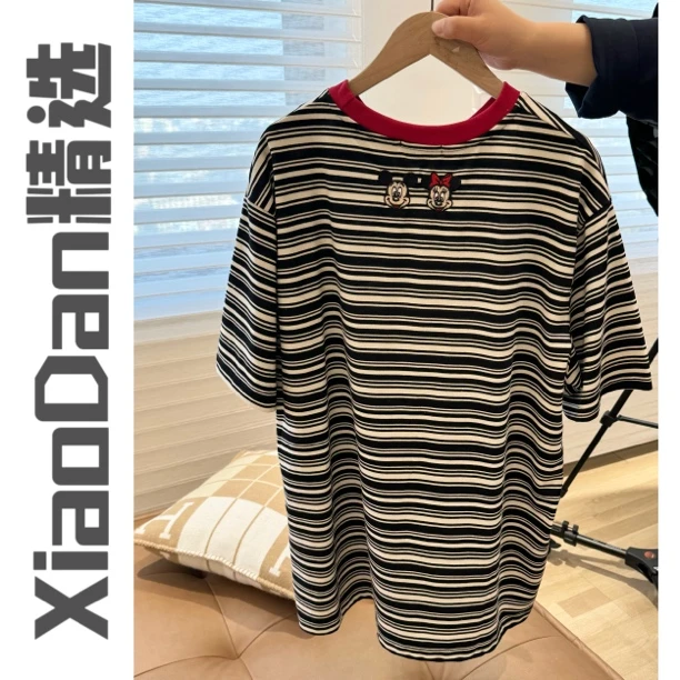 【晓丹精选】后面小米刺绣T恤