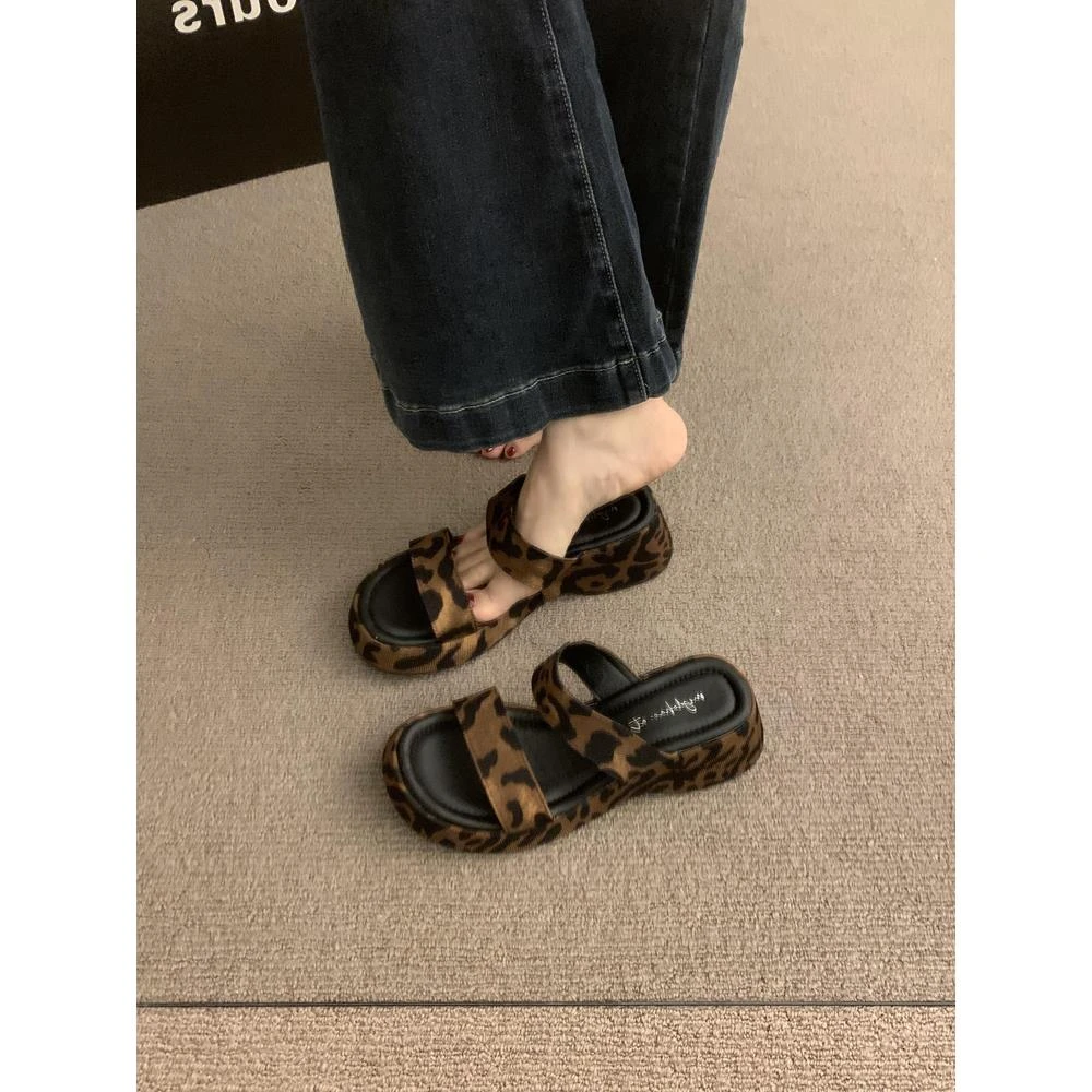 松糕厚底凉拖鞋女鞋子外穿新款夏季豹纹气质增高时尚韩版凉鞋