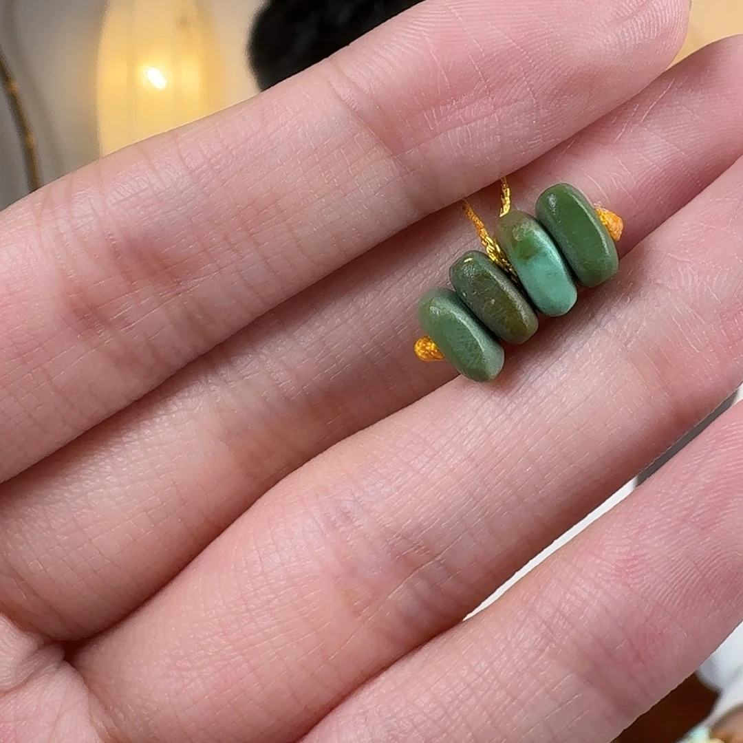 绿松石未镶嵌挂件