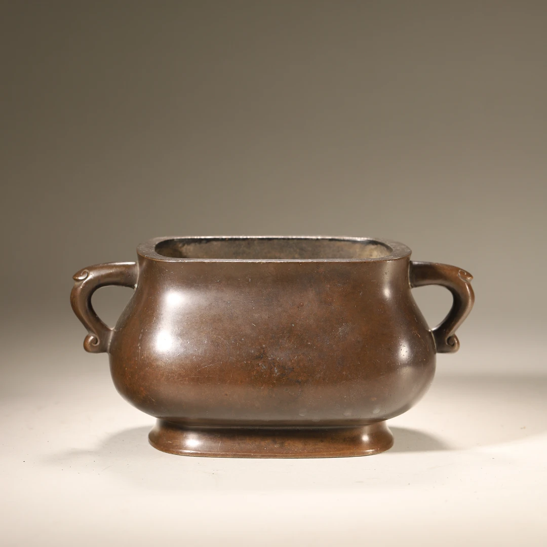 Lot24清代 铜双耳炉