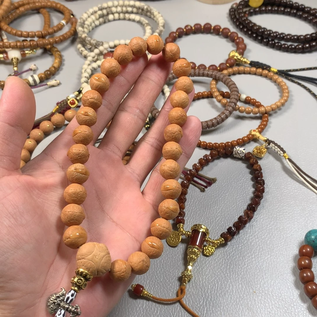 吊坠凤眼菩提。。。。。。。。。