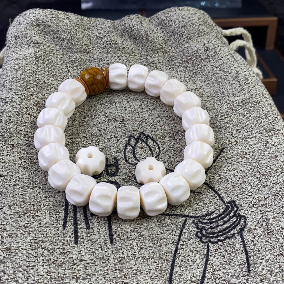 陌***羽手串/手链鹿骨手串