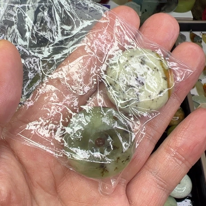 悬***轴未镶嵌岫玉颈饰福利