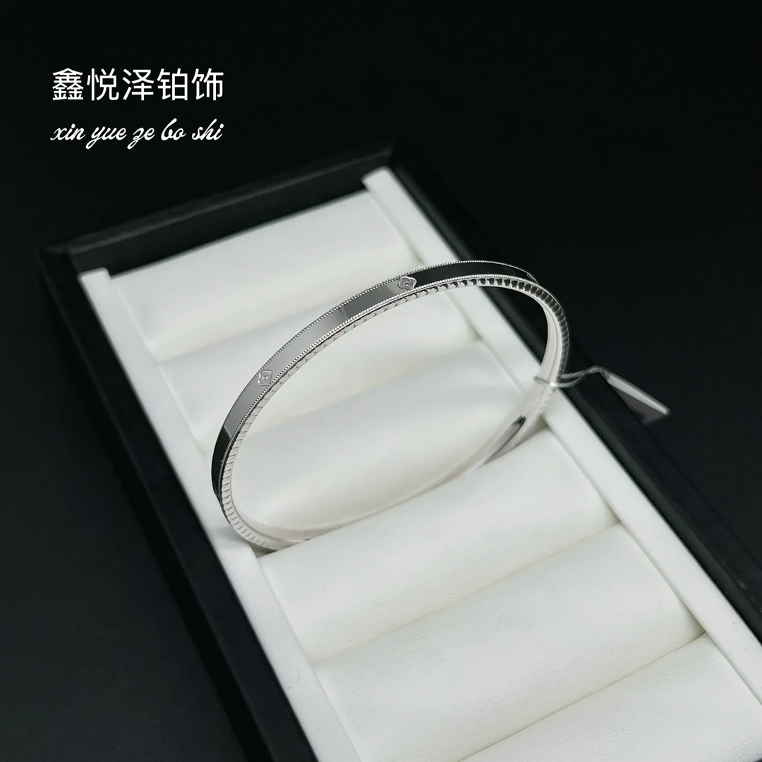 铂金pt950万花筒正圆固口手镯