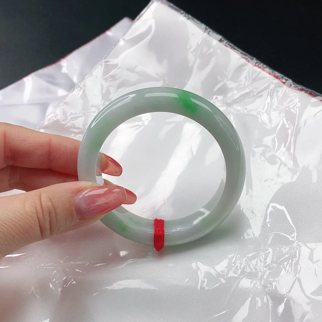 翡翠手镯未镶嵌翡翠514