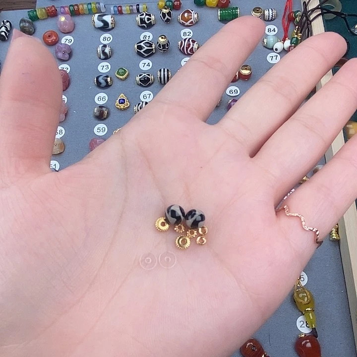 榴***心玛瑙/玉髓饰品未镶嵌