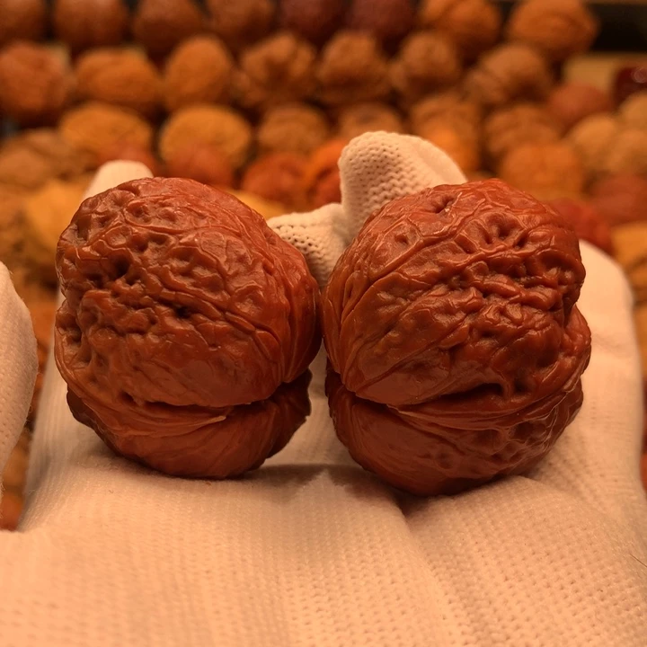 文玩核桃吊坠11………..