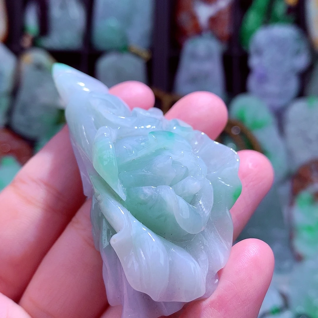 颈饰未镶嵌翡翠天然