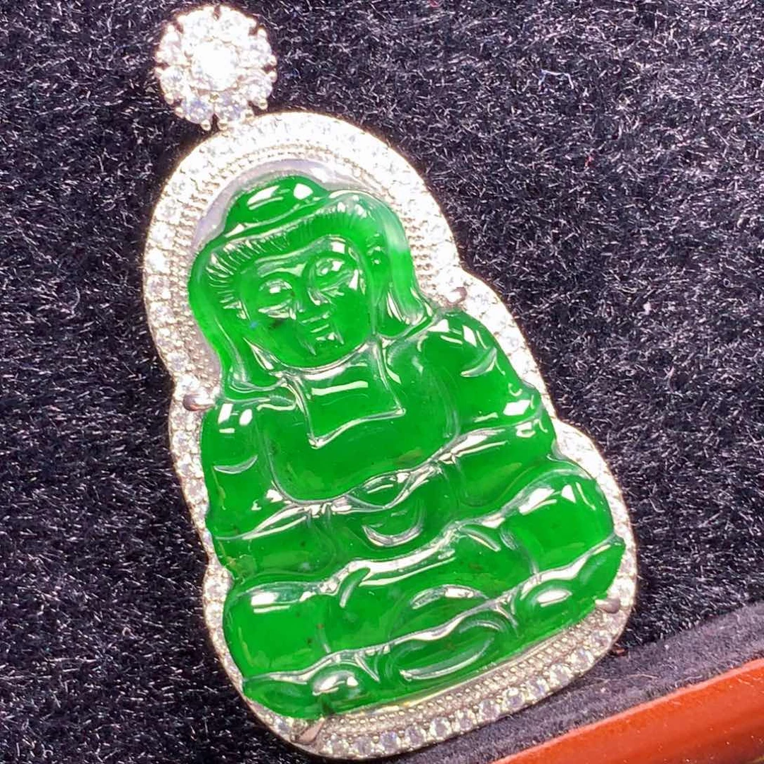 【闪购商品】翡翠颈饰未镶嵌翡翠