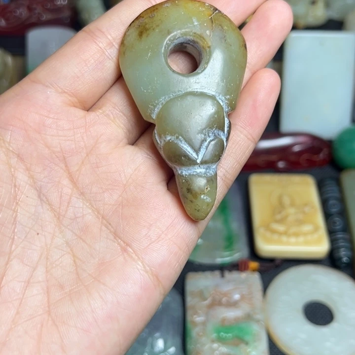 吊坠滴血莲花菩提