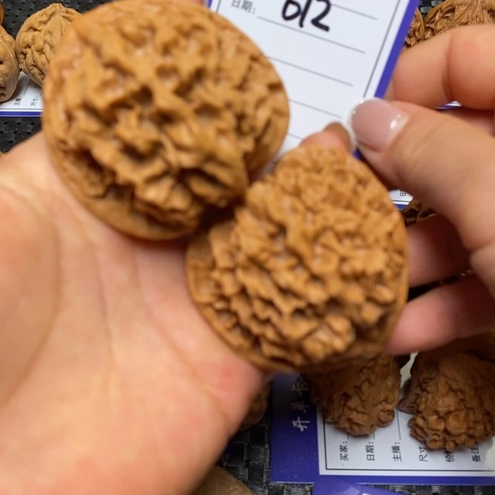 文玩核桃手串612龙鳞50