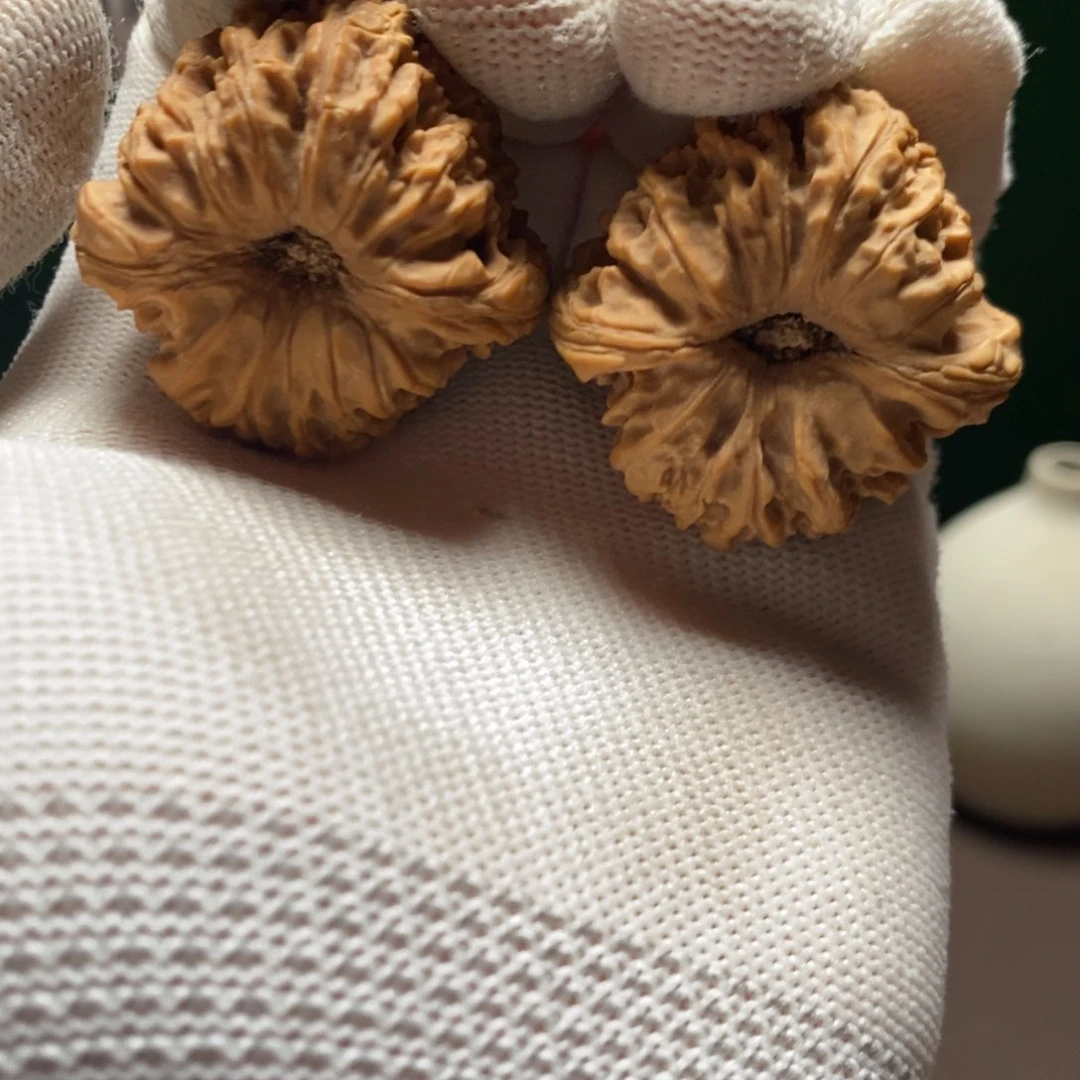 文玩核桃吊坠39恶魔之眼球疆