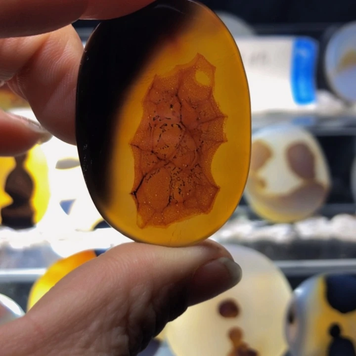 合金玛瑙/玉髓珠宝奇石72