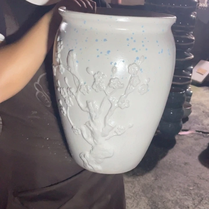 紫砂花盆口24高35瑕疵瑕疵