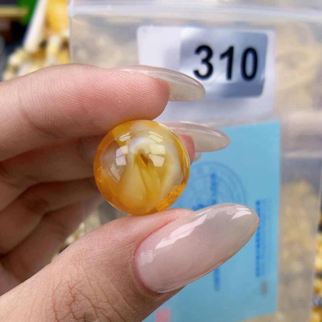 未镶嵌琥珀珠宝奇石17.4 接近全品