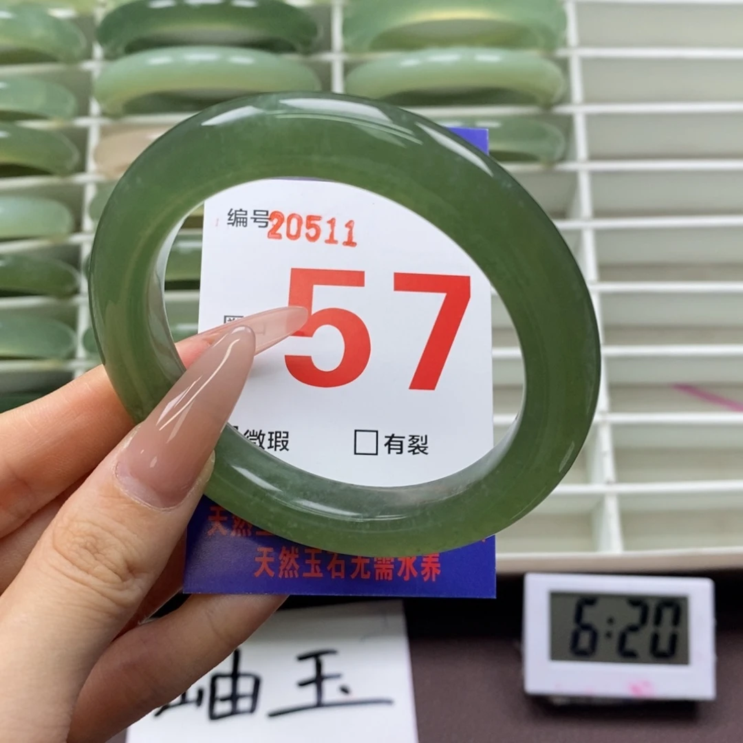 未镶嵌蛇纹石玉手镯