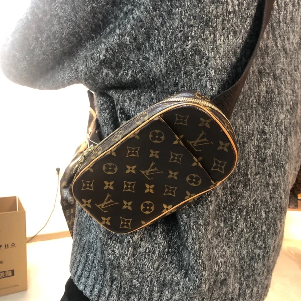 99新 LouisVuitton/路易威登 友福/老花蛋蛋胸包/98新/订车