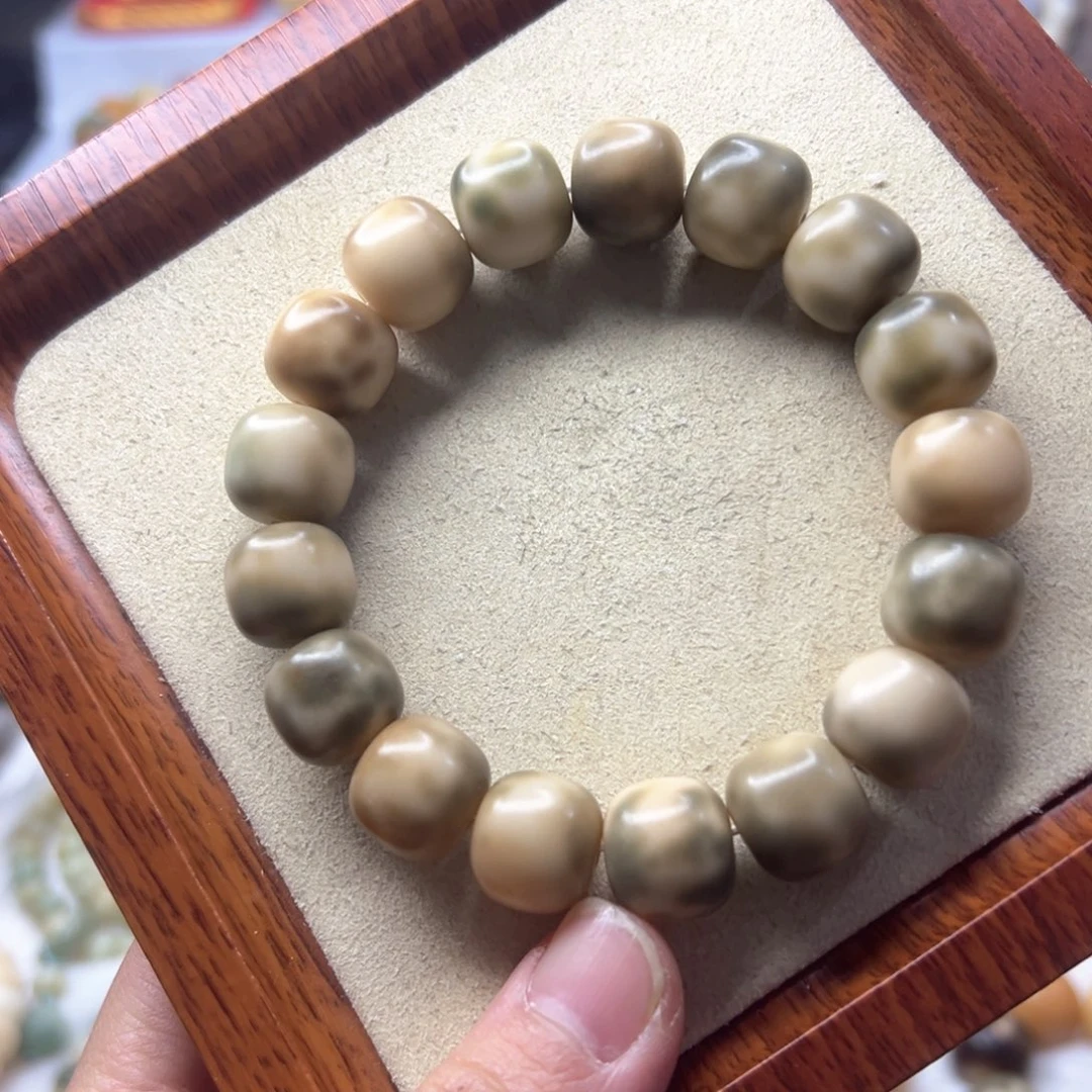 菩提根/象牙果手串酷***团花皮