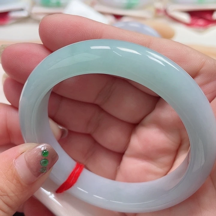 翡翠手镯未镶嵌缅甸翡翠手镯57圈