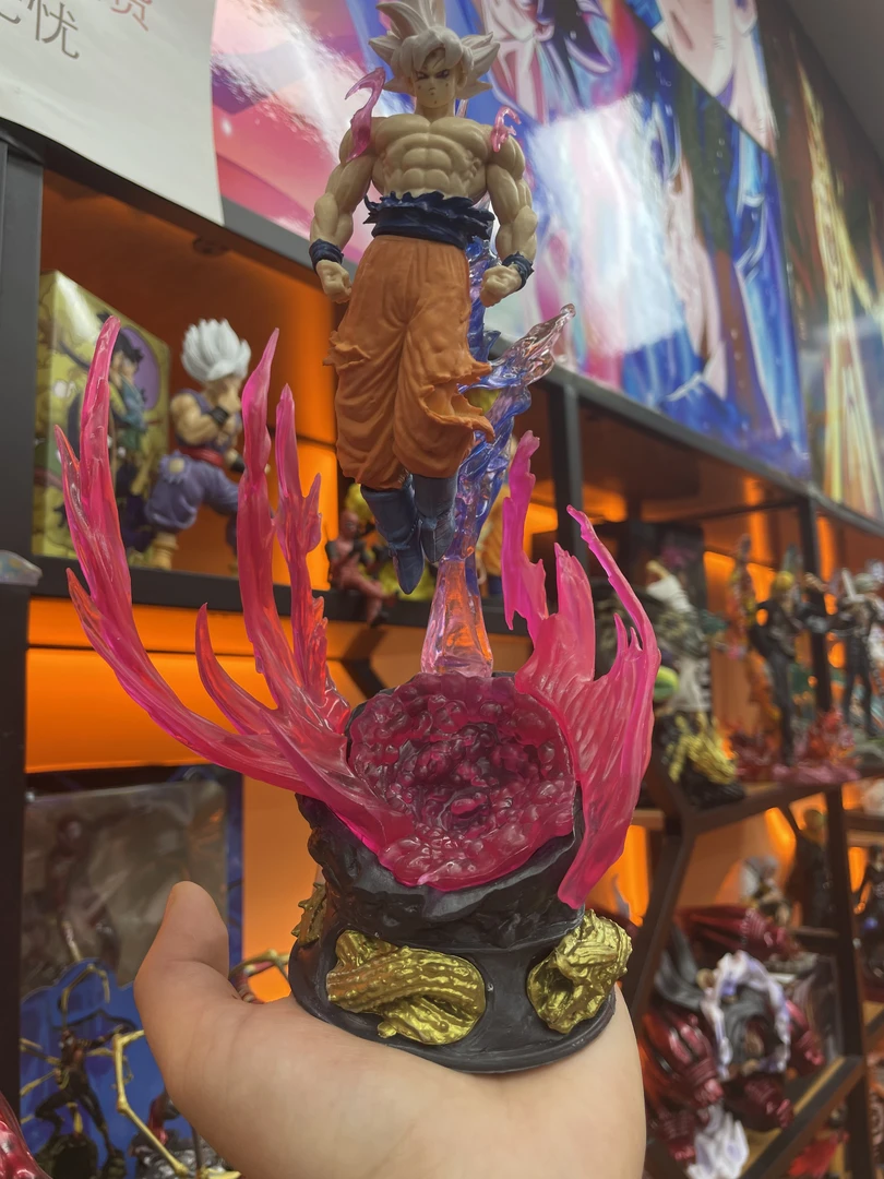 可发光 物超所值 七龙珠 自在极意悟空 高约26cm手办模玩摆件