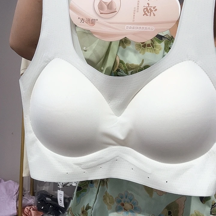 闪电购特价粉底液411