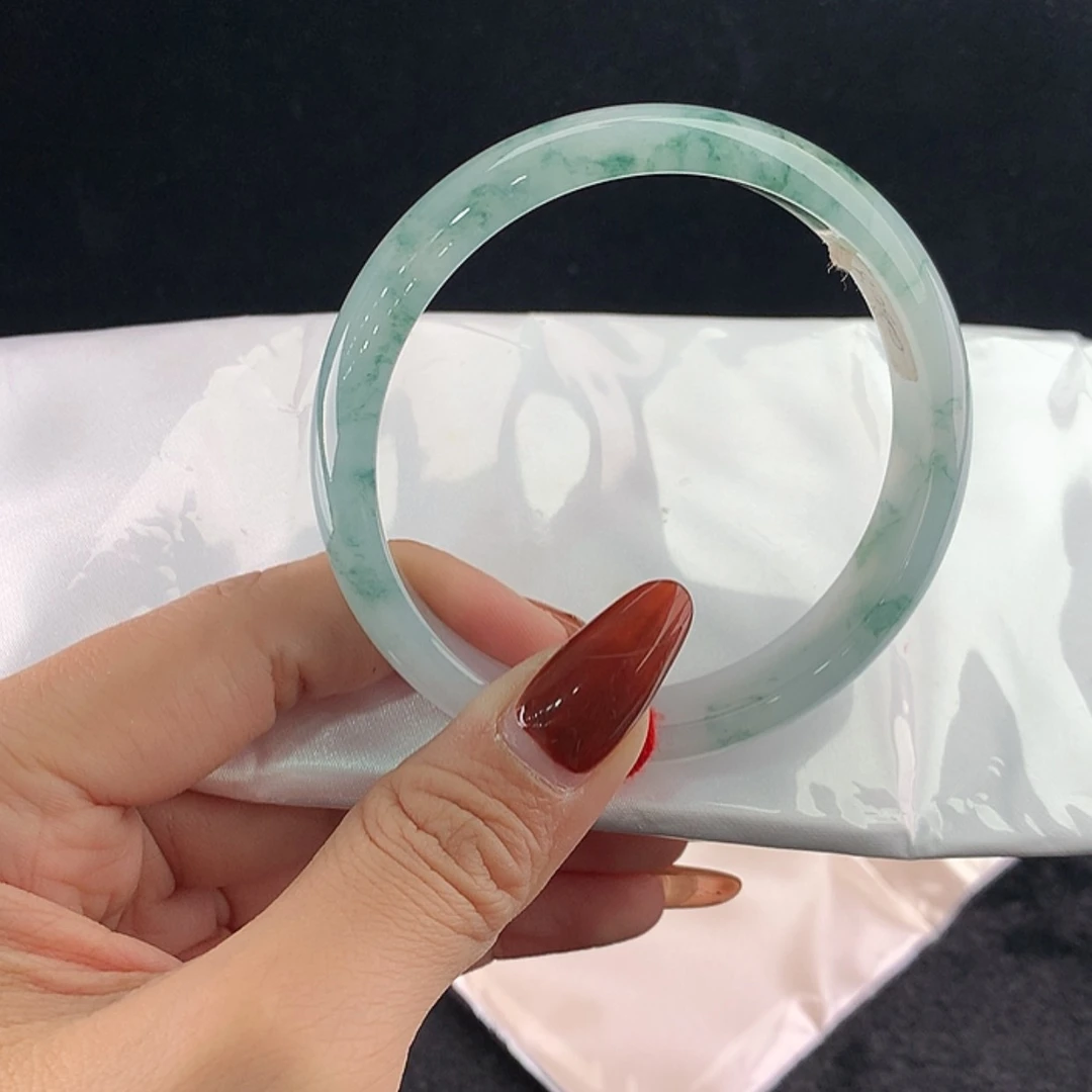 【闪购商品】未镶嵌手镯翡翠正61