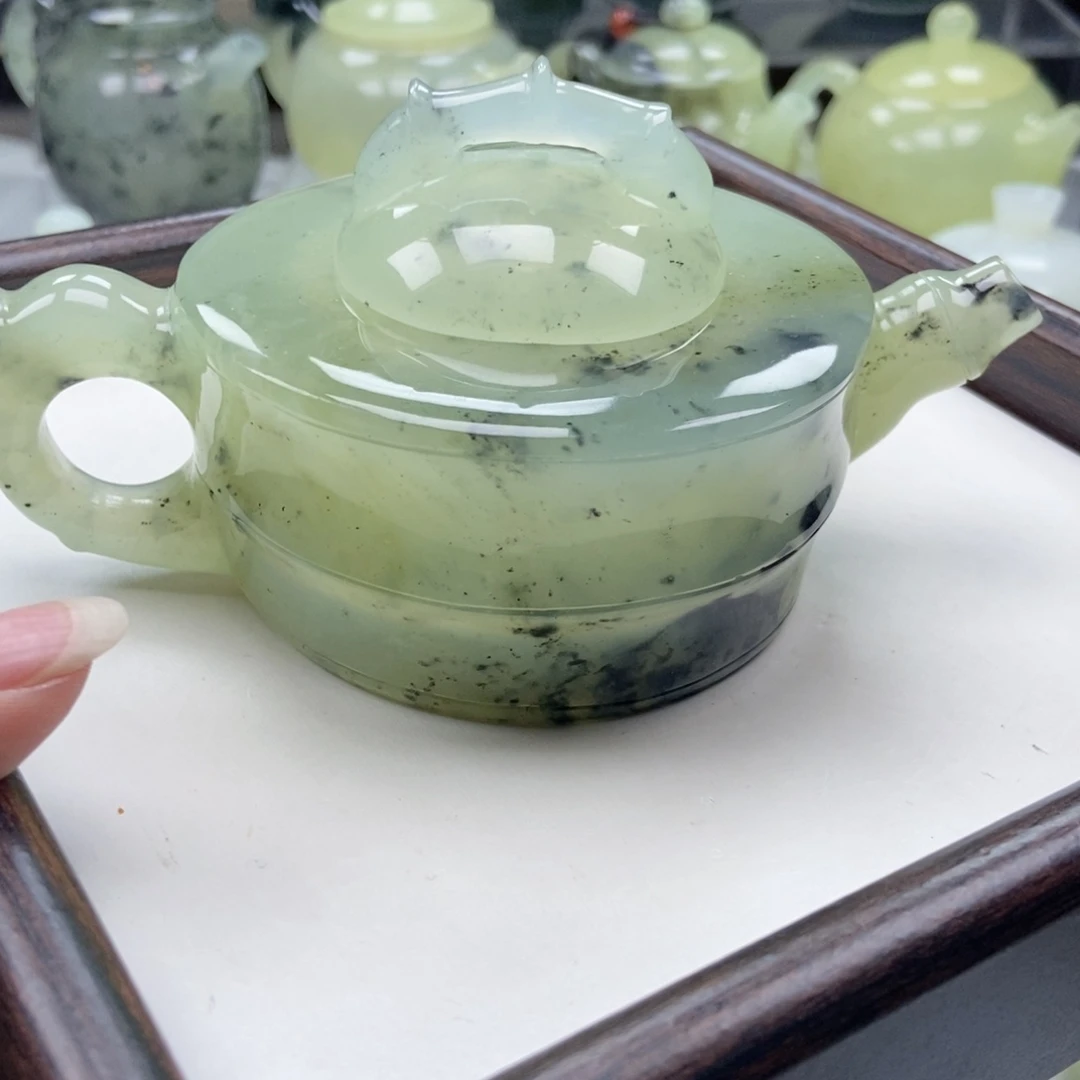 青***合蛇纹石玉未镶嵌壶