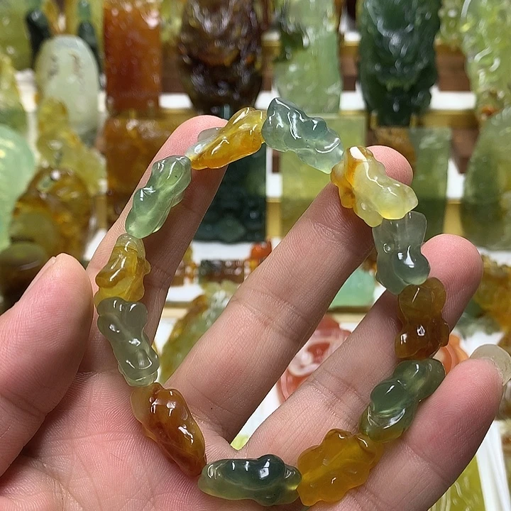 蛇纹石玉未镶嵌珠宝半成品