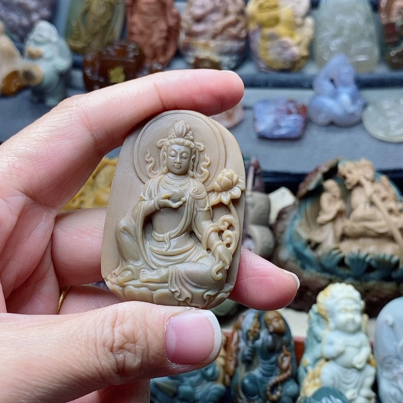 【闪购商品】定制石英质玉吊坠未镶嵌