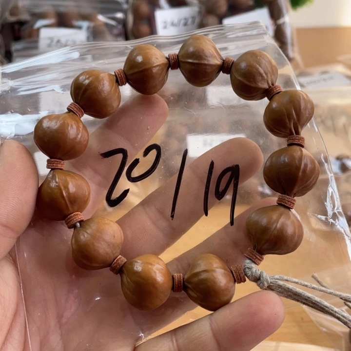好***上吊坠橄榄核橄榄核