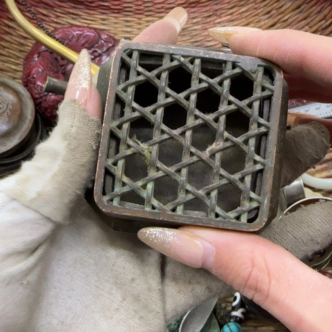 易***我不用来咯哦嗯那好了