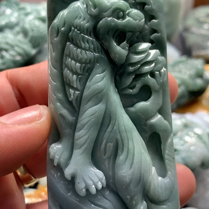 翡翠未镶嵌颈饰保真天然a货翡翠