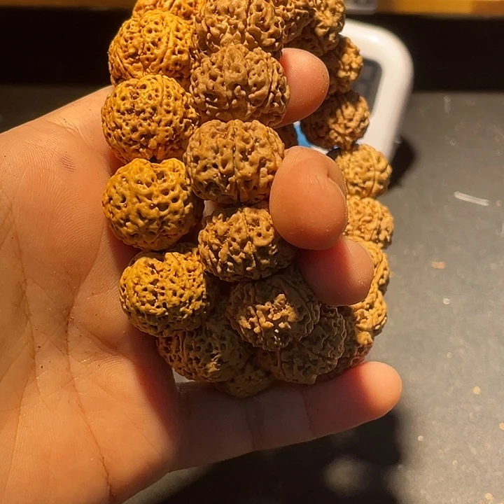 丶***核金刚菩提手串金刚