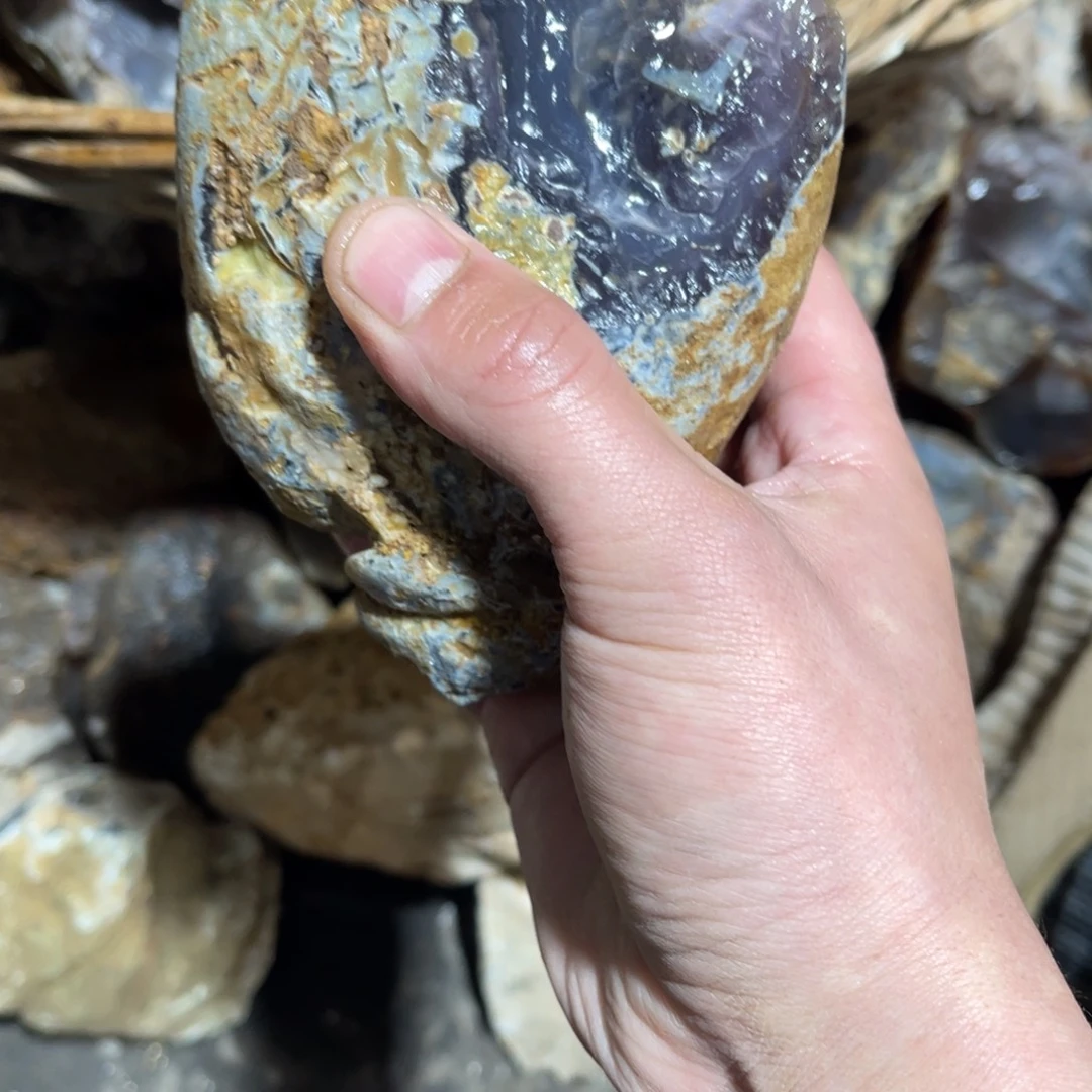 和***生定制玛瑙天然玛瑙手镯原石