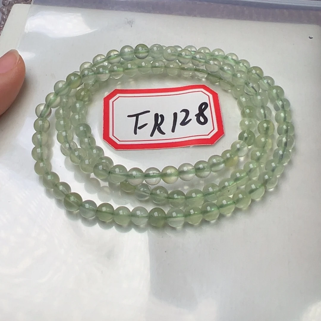 水晶手链未镶嵌是*牙葡萄石5.2mm左右