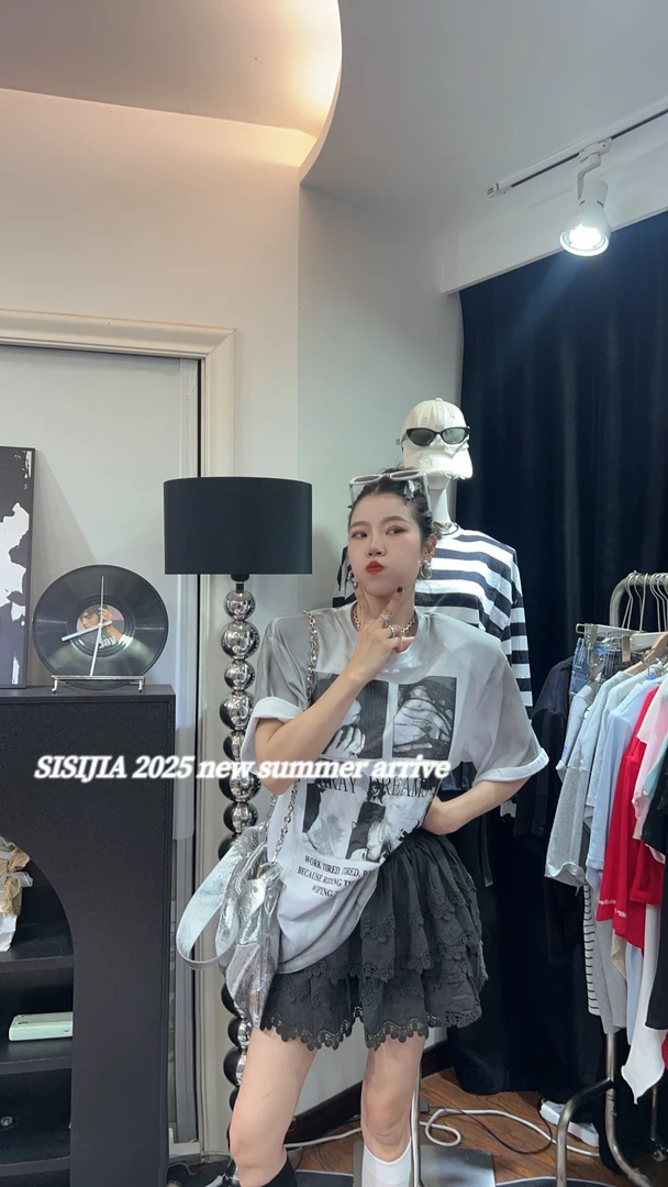 短袖复古港风宽松型印花常规T恤女性丹宁风常规款夏季重工