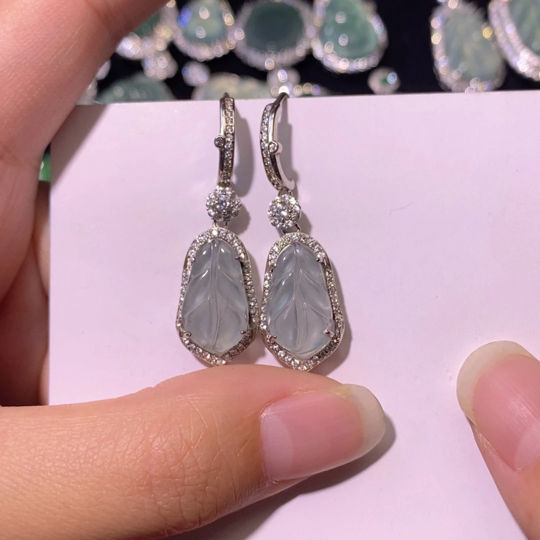 M***作翡翠银S925镶嵌颈饰分两单