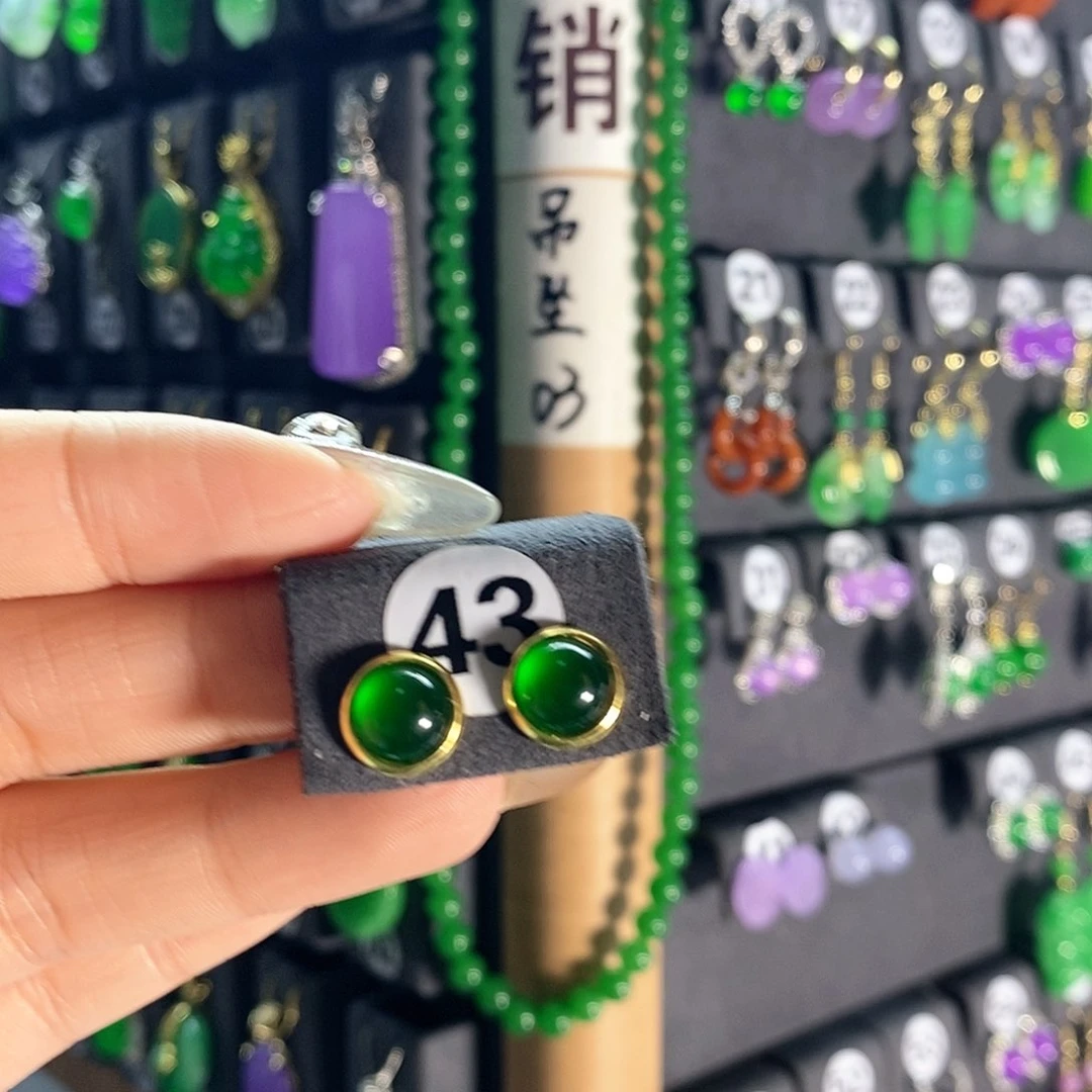 翡翠颈饰银S925镶嵌……