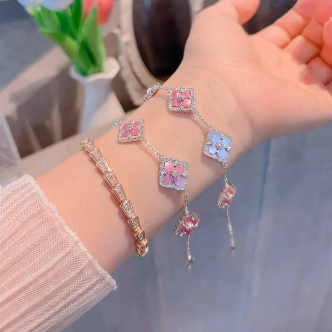 925银手链 精工时尚布家镂空粉贝老花四叶草双面五花手链