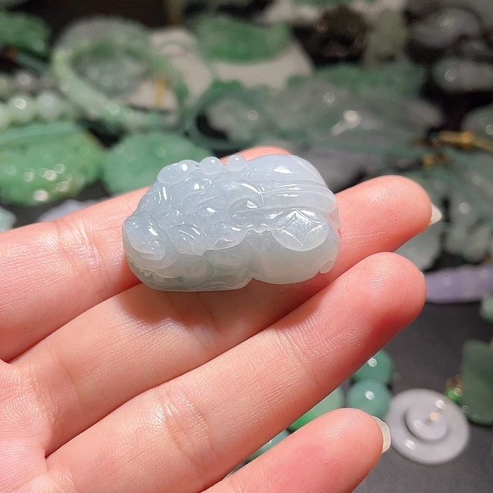 颈饰未镶嵌翡翠可**哒天
