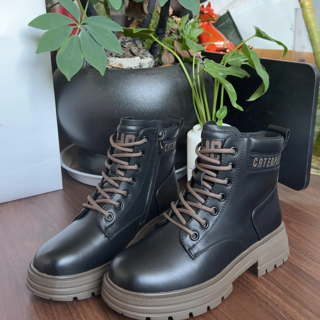 668-10  新款时尚厚底系带时装马丁靴