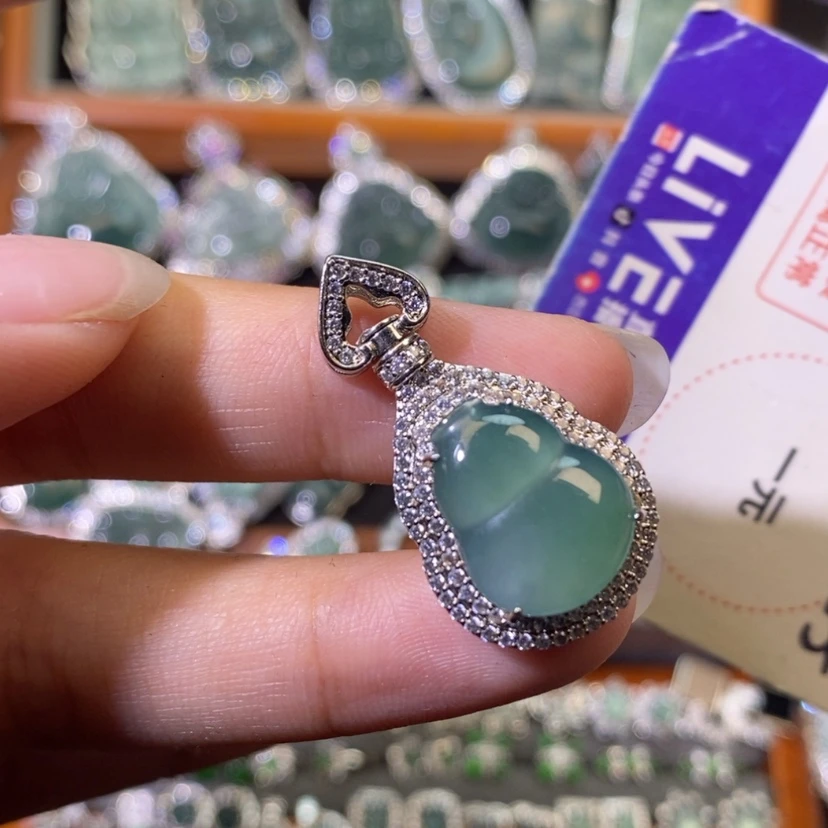 【闪购商品】翡翠未镶嵌颈饰天然