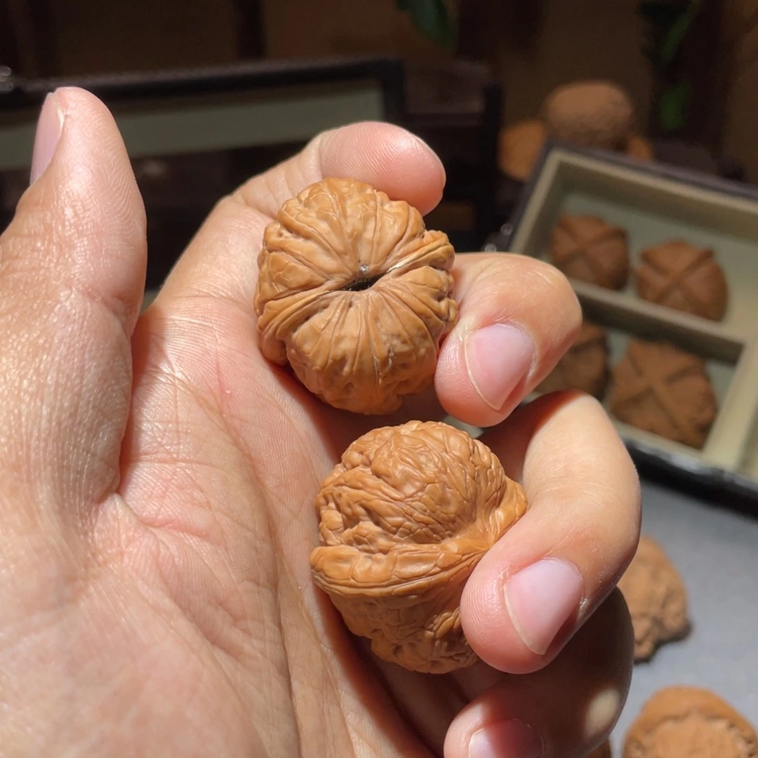 文玩核桃吊坠用****8元宝