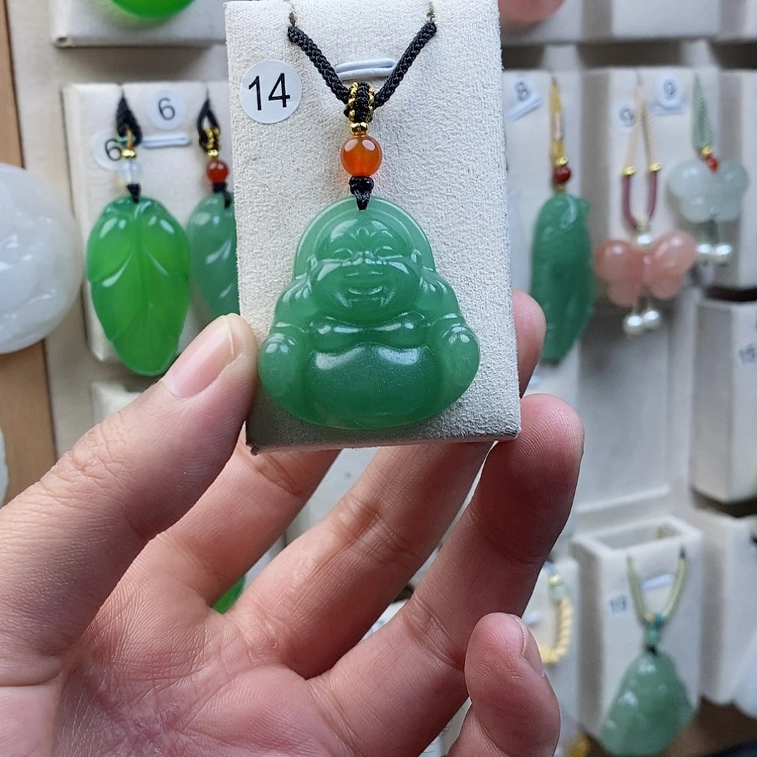 未镶嵌东陵石颈饰