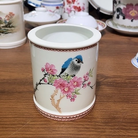 茶盏景德镇陶瓷笔筒 水点桃花茶杯
